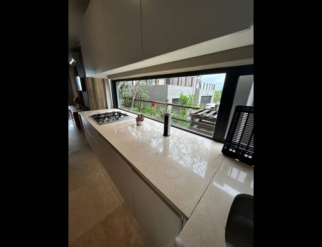 3 BEDROOM TOWNHOUSE TO LET IN ZIMBALI ESTATE